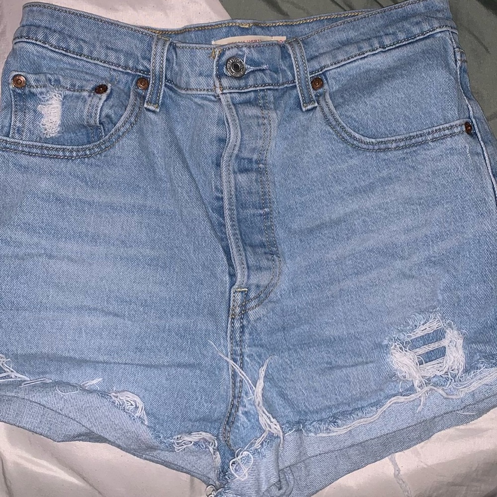 levi rib cage shorts
